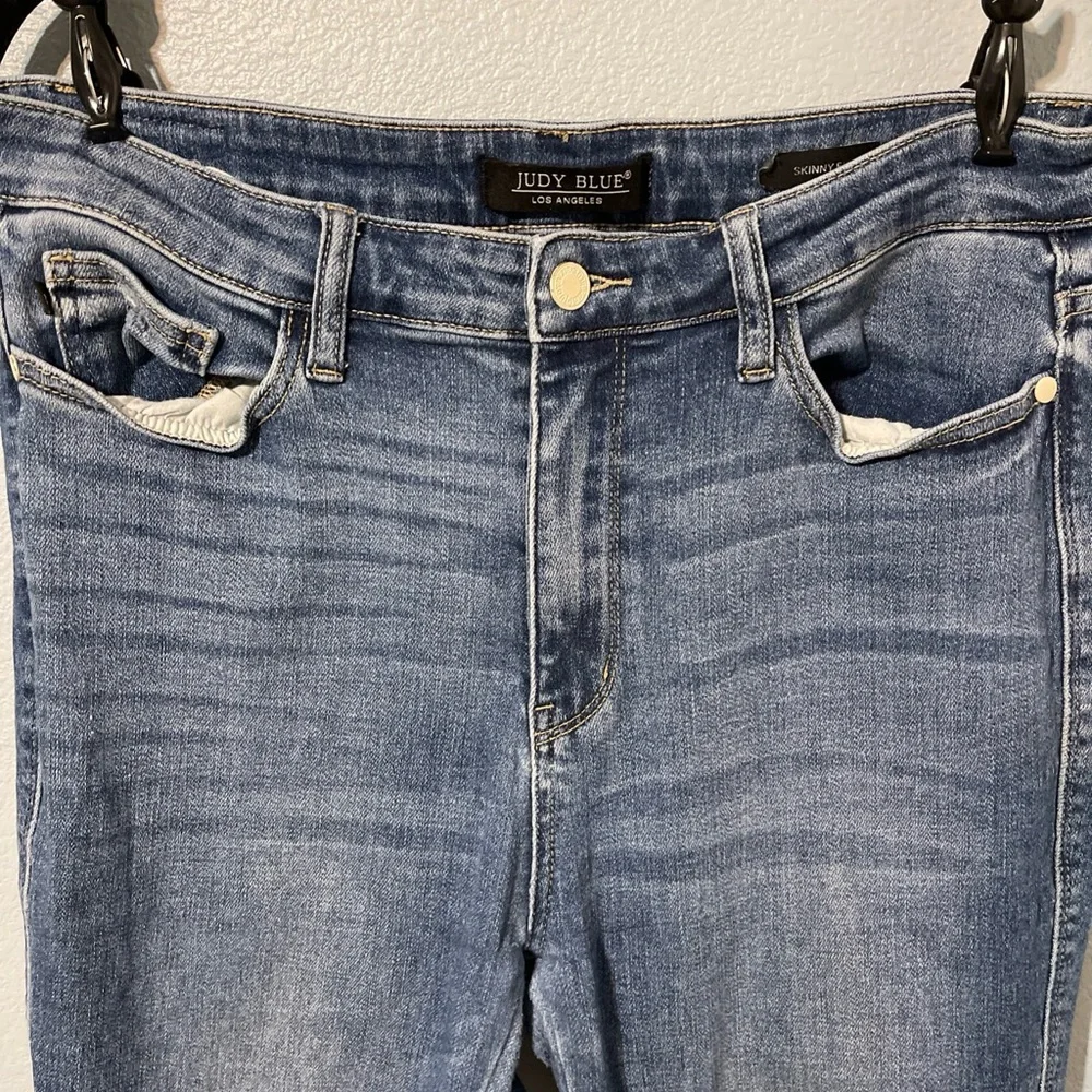 Judy Blue High Rise Skinny Jeans Raw Hem Medium Wash Stretch Streetwear 15/32 - Picture 2 of 8